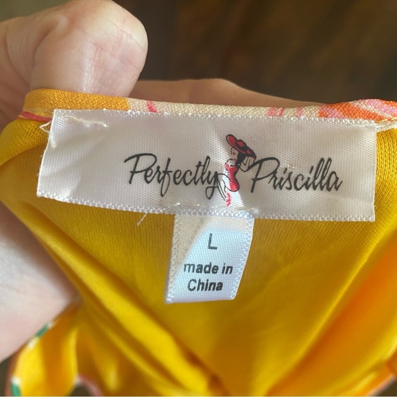 Perfectly Priscilla (Boutique) • Bright Floral Tropical Sundress • Size Large - Picture 6 of 7